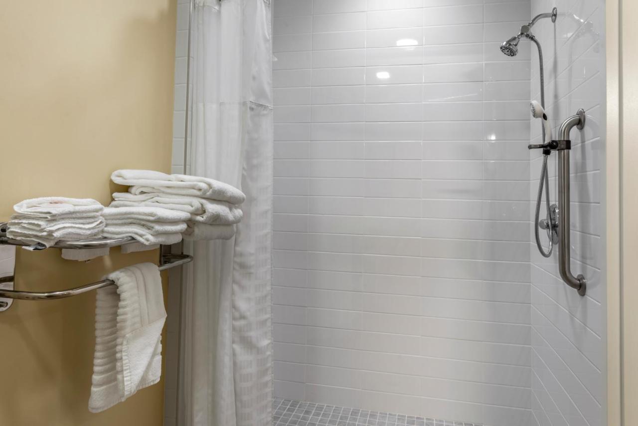 Comfort Inn Brewster Bagian luar foto